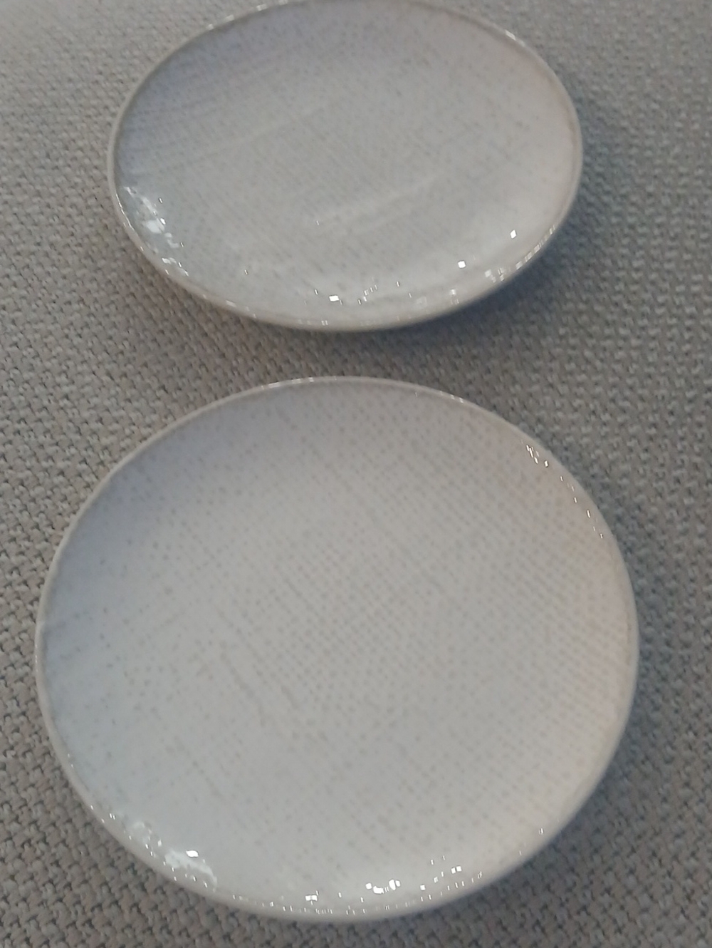 2 Luzerne Handcrafted White Ceramic Decorative Plates